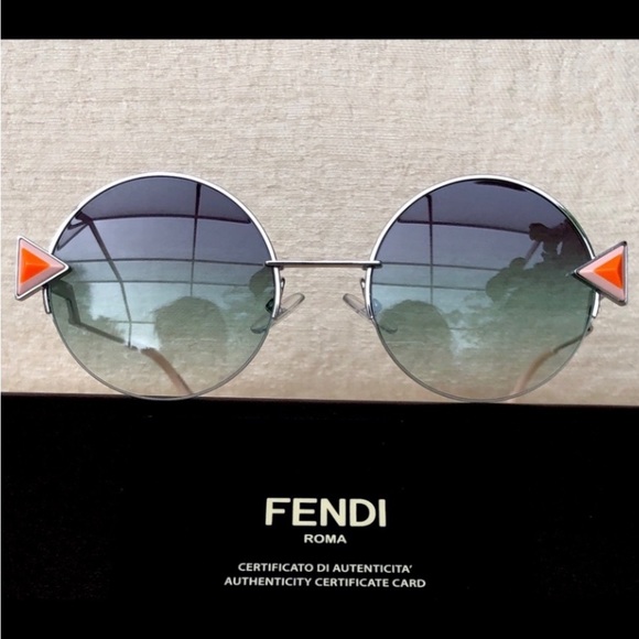FENDI 51mm round sunglasses - Picture 3 of 14